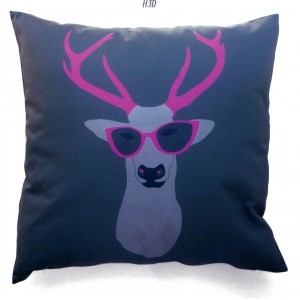Coussin deco cerf gris